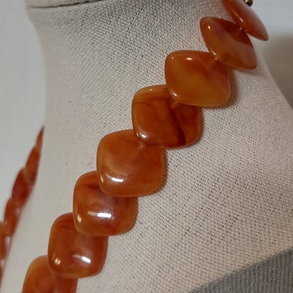 RARE Vintage Faux Amber Lucite Beaded 26” Necklace 1970s MCM - Picture 3 of 9